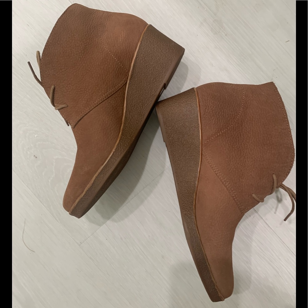 LUCKY BRAND-Women’s LK Junes, Brown, Wedge heel, Tie up, Suede Leather,Like new!